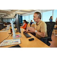 HP AV4P2AA Poly Voyager Legend 50-M Headset UC