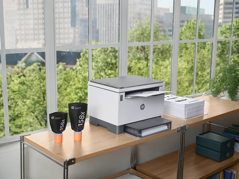 HP LaserJet Tank 2500 / MFP 2600 Lifestyle imagery