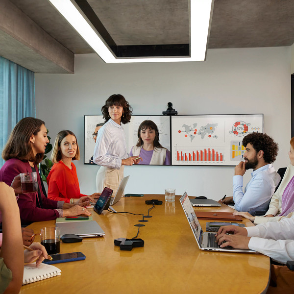 Studio E60 series_Product__Product in Use_Hero