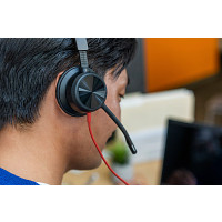HP 8X223AA Poly Blackwire 8225 sztereó USB-C headset + USB-C–USB-A-adapter