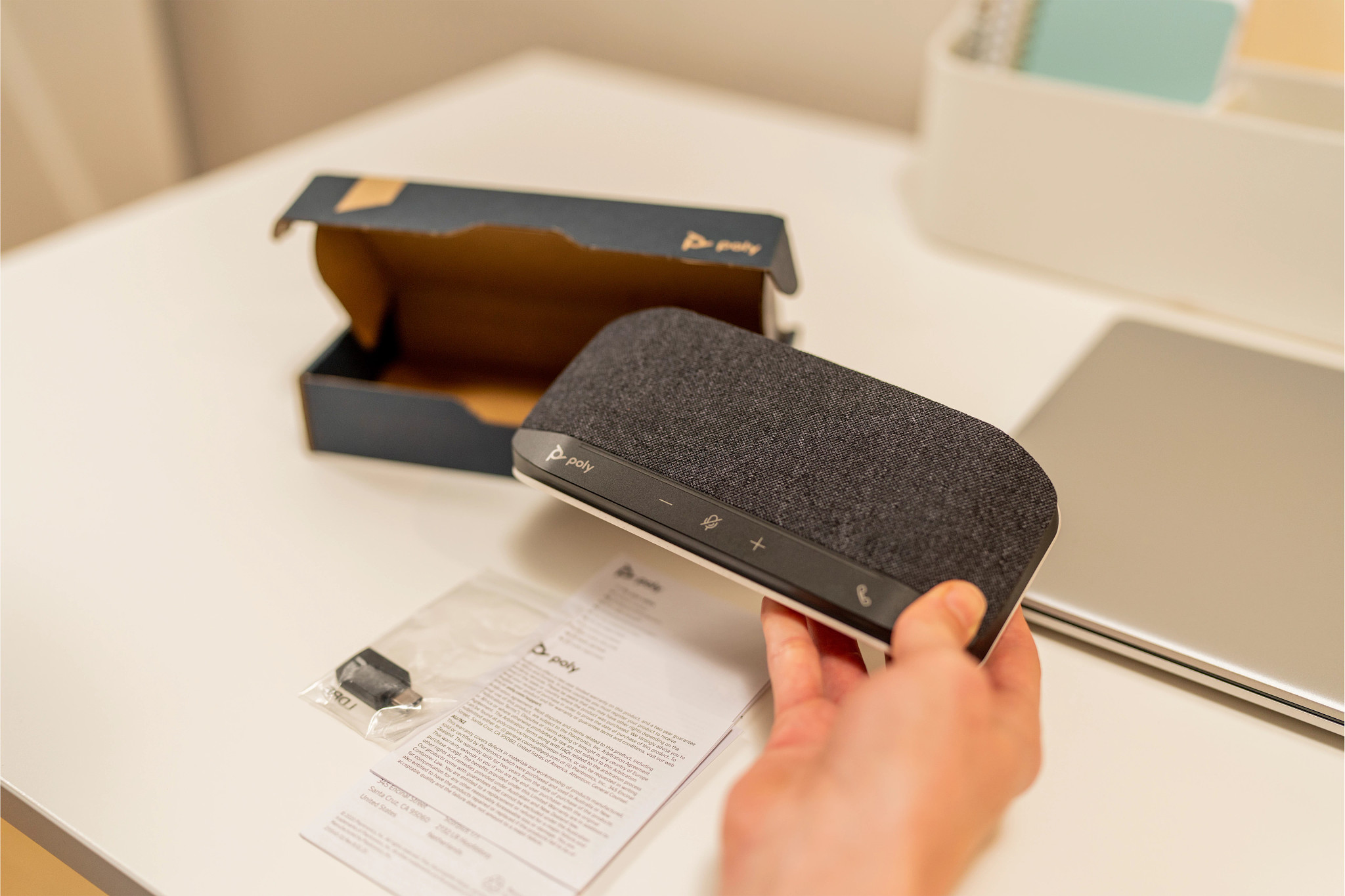 Poly Sync 10 USB-A USB-C Speakerphone | HP® Africa