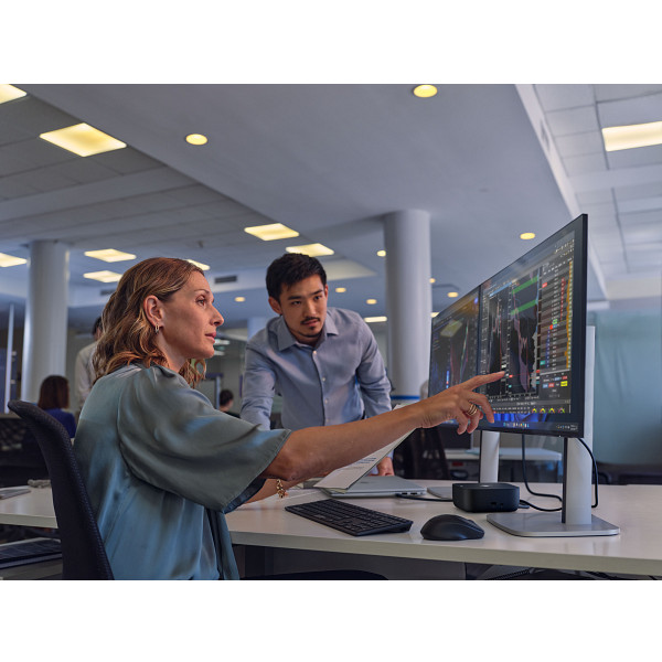 HP USB-C 100W G6 Dock Lifestyle Image