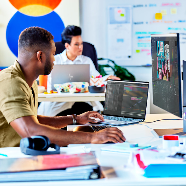 ETAIL-BTF-Feature-Image-3-ZBook-Studio-G11