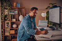 HP 975 Dual-Mode Wireless Keyboard