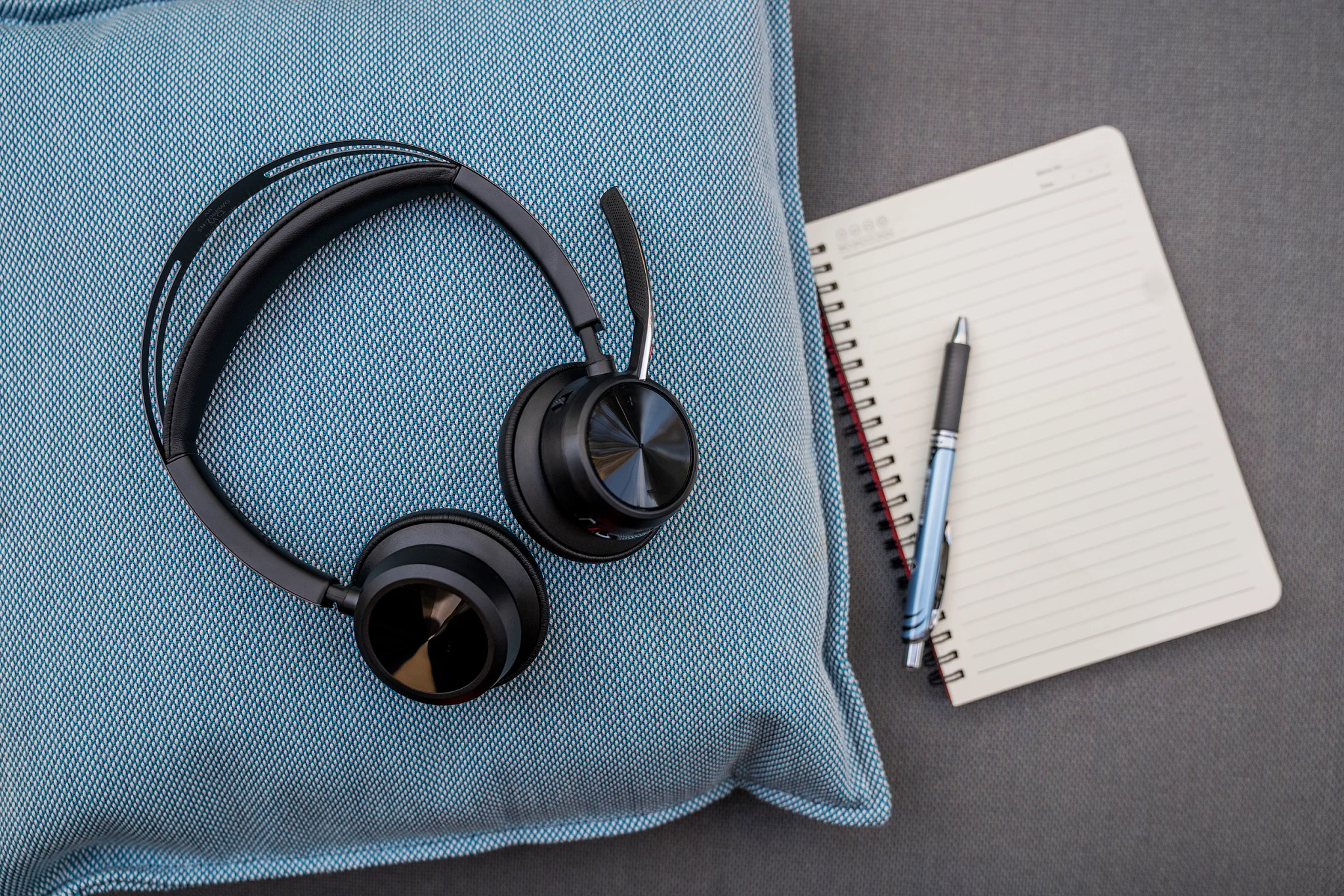 Poly Voyager Focus 2 Microsoft Teams Certified USB-C-C Headset +