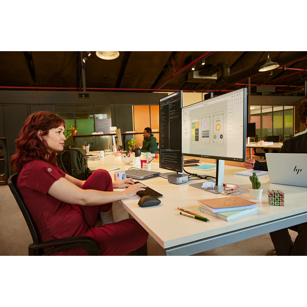 HP-Thunderbolt-4-Ultra-180W-G6-Dock-22805-lifestyle-image-1-App-Developer