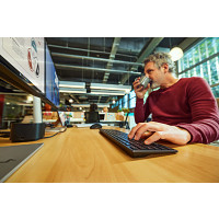 HP 8K135AA Series 7 Pro 727pm 68,6 cm (27 hüvelyk) 3840x2160@60Hz konferenciamonitor