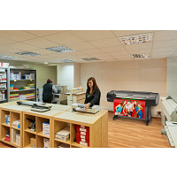 HP F9A30D DesignJet T830 36 hüvelykes többfunkciós nyomtató