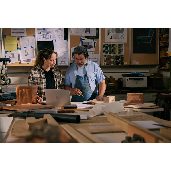 HP-ProBook-440-G11-additional-lifestyle-image-4