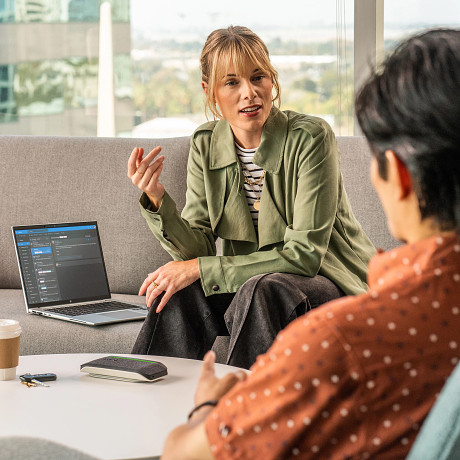 HP B95VMUT Poly Sync 20-M Speakerphone USB-C/A Adapter