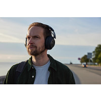 HP 8G7T8AA Poly Voyager Surround 85 UC USB-C headset Microsoft Teams-tanúsítvánnyal + USB-C–USB-A-adapter + töltőállvány