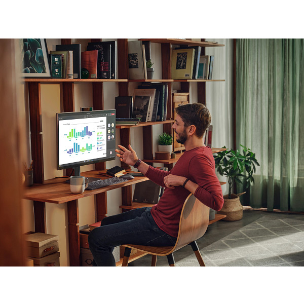 HP Omnistudio X 27 inch All-in-One Desktop PC
