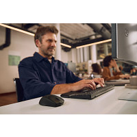 HP többeszközös kettős billentyűzet csuklótámasszal, 585K