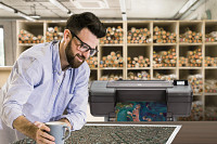 HP DesignJet Z6 44-in PostScript Printer Plus Edition