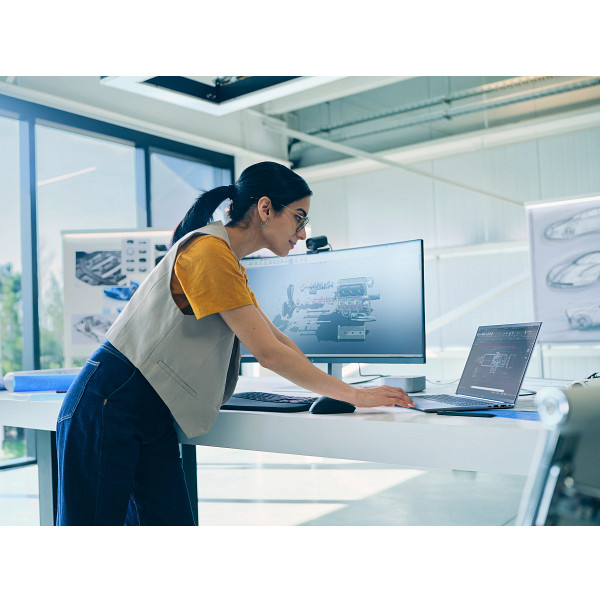 HP ZBook 8 G1i 16 Intel - Lifestyle Image - 01