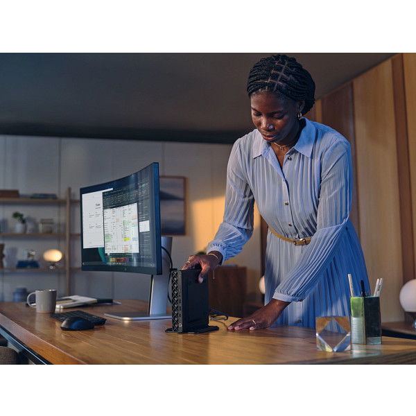 HP EliteDesk 8 Mini G1a Desktop PC_Not as shown_Jack black_Product in Use_Left facing